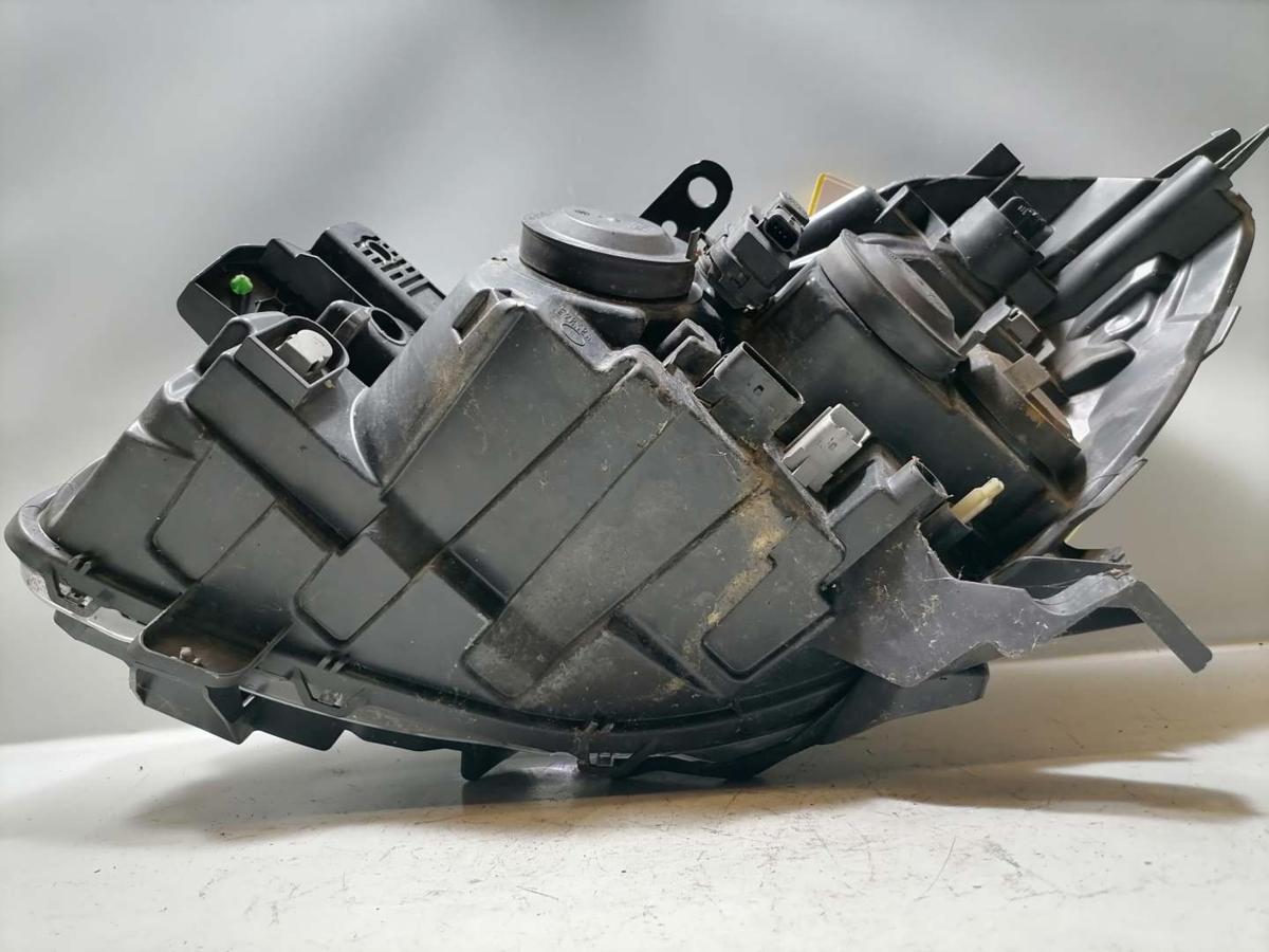 Renault Clio 3 original Scheinwerfer vorn rechts Halogen Facelift Bj.2009